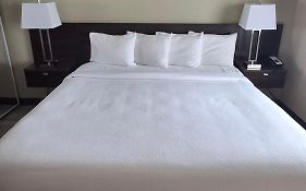 Island Suites